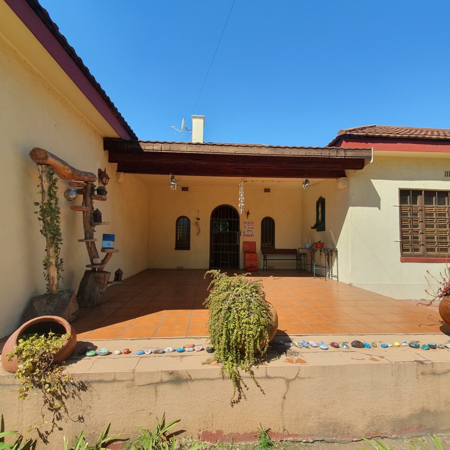 3 Bedroom Property for Sale in Klippoortje Gauteng