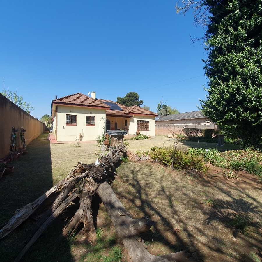 3 Bedroom Property for Sale in Klippoortje Gauteng
