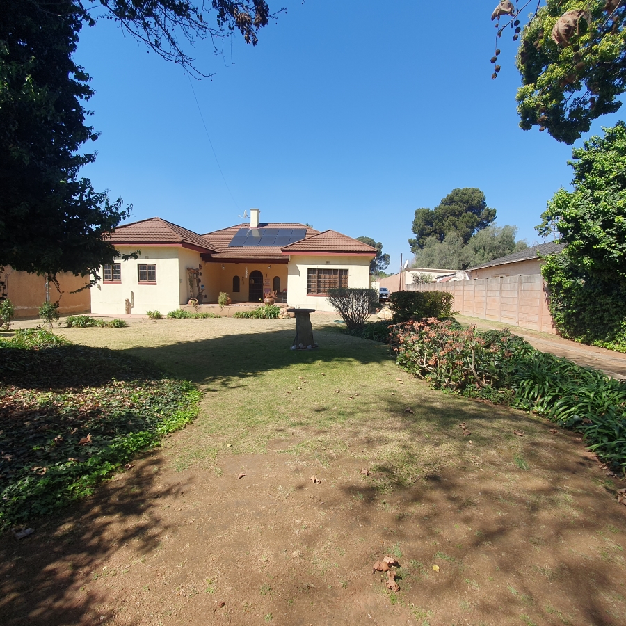 3 Bedroom Property for Sale in Klippoortje Gauteng