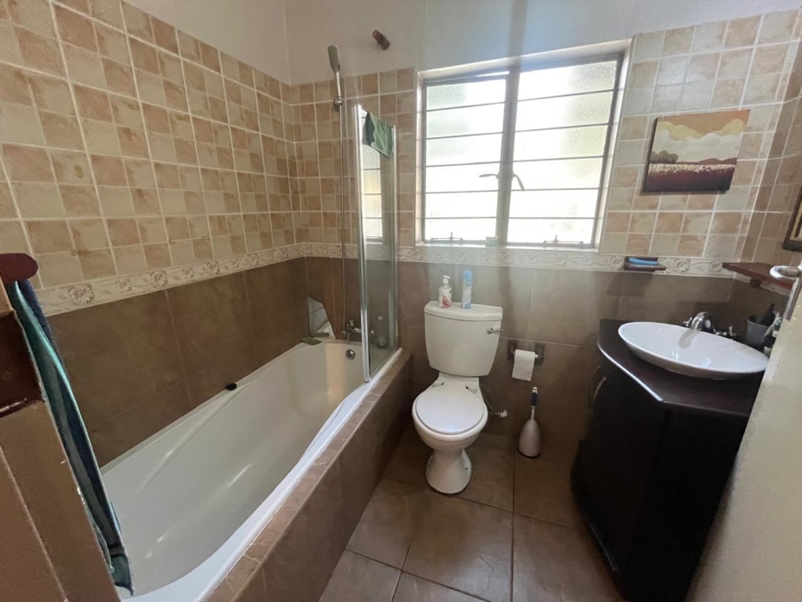 3 Bedroom Property for Sale in Brackendowns Gauteng