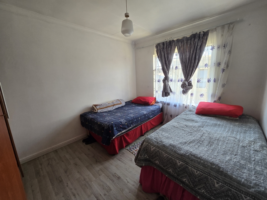 2 Bedroom Property for Sale in Moffat View Gauteng