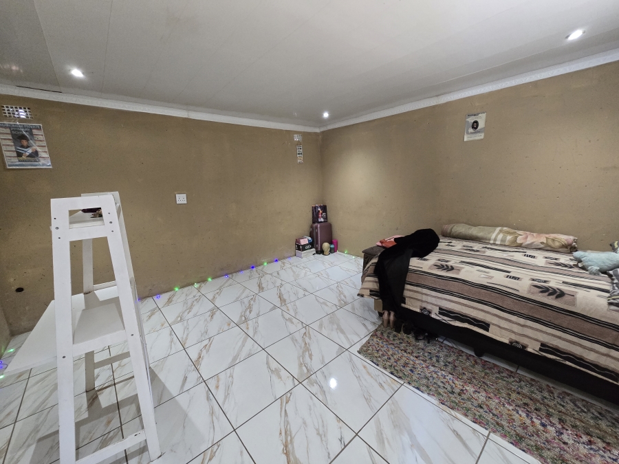 2 Bedroom Property for Sale in Moffat View Gauteng