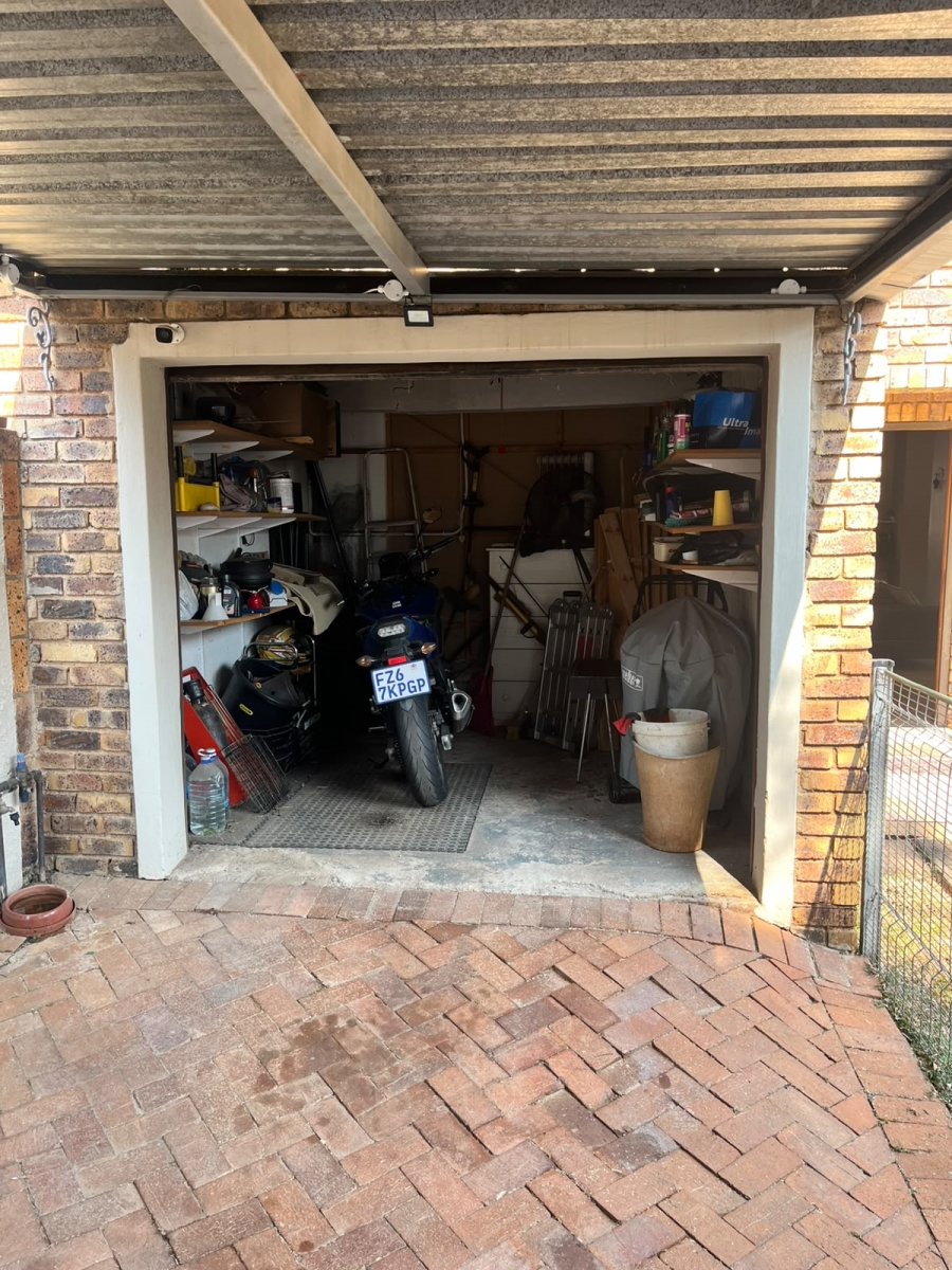 3 Bedroom Property for Sale in Elardus Park Gauteng