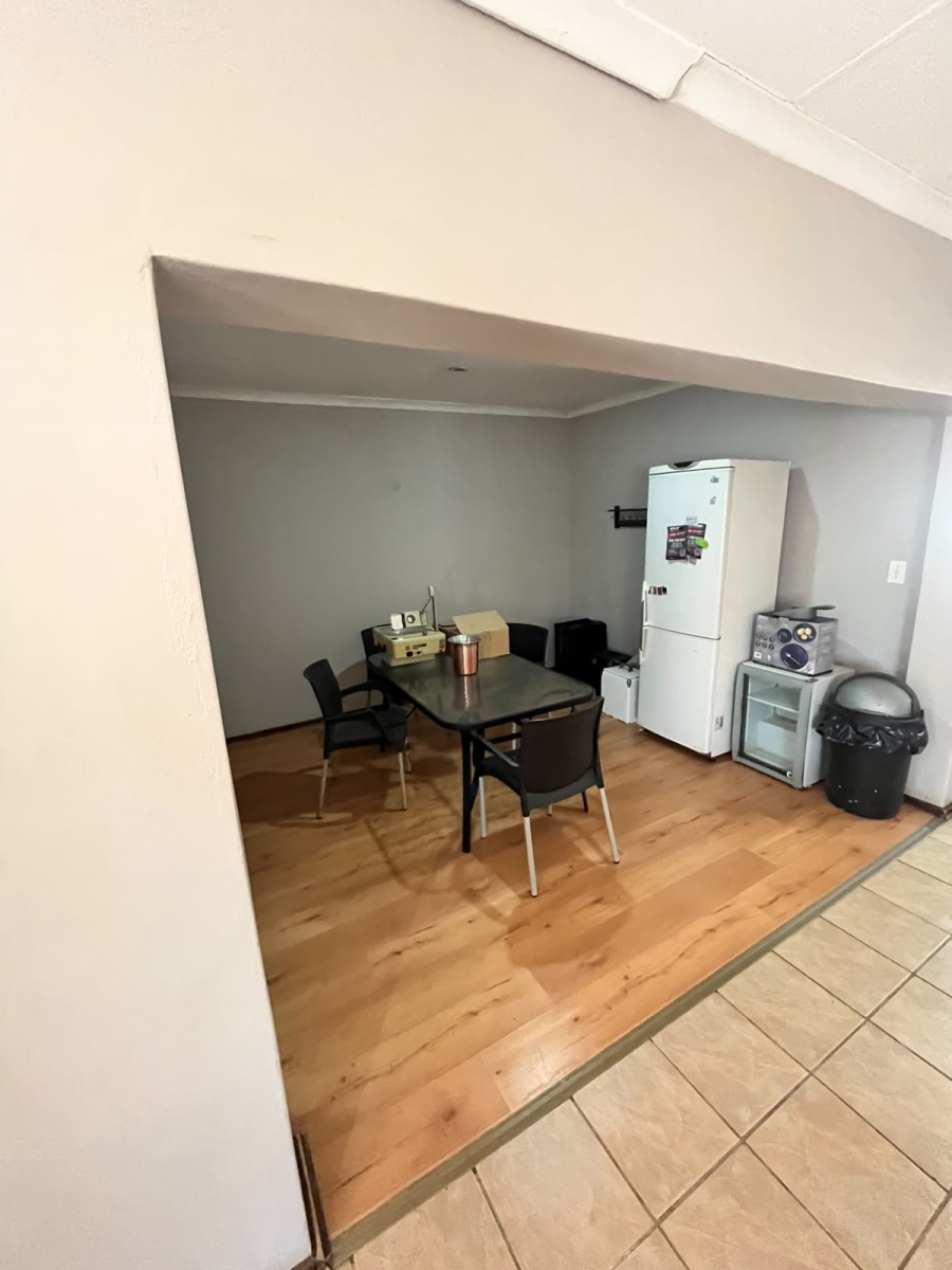 3 Bedroom Property for Sale in Elardus Park Gauteng