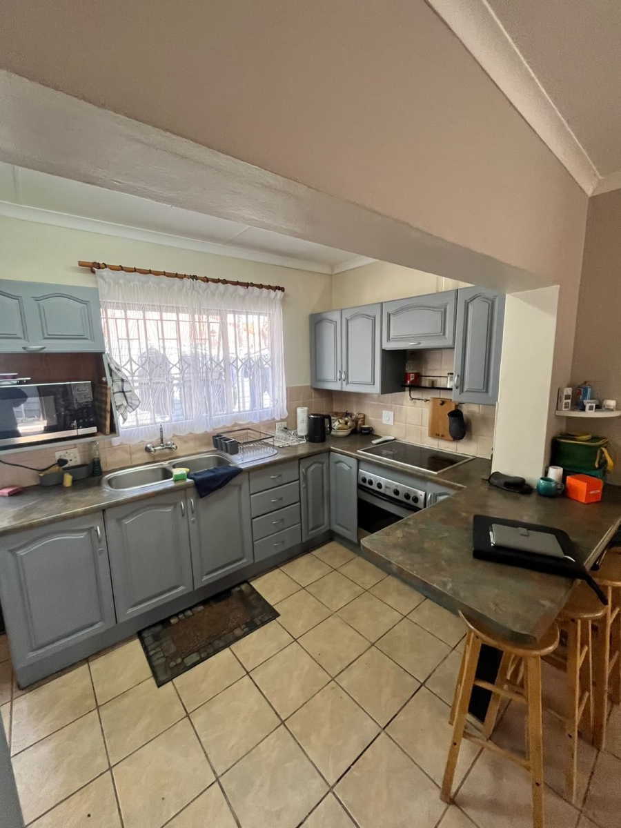3 Bedroom Property for Sale in Elardus Park Gauteng