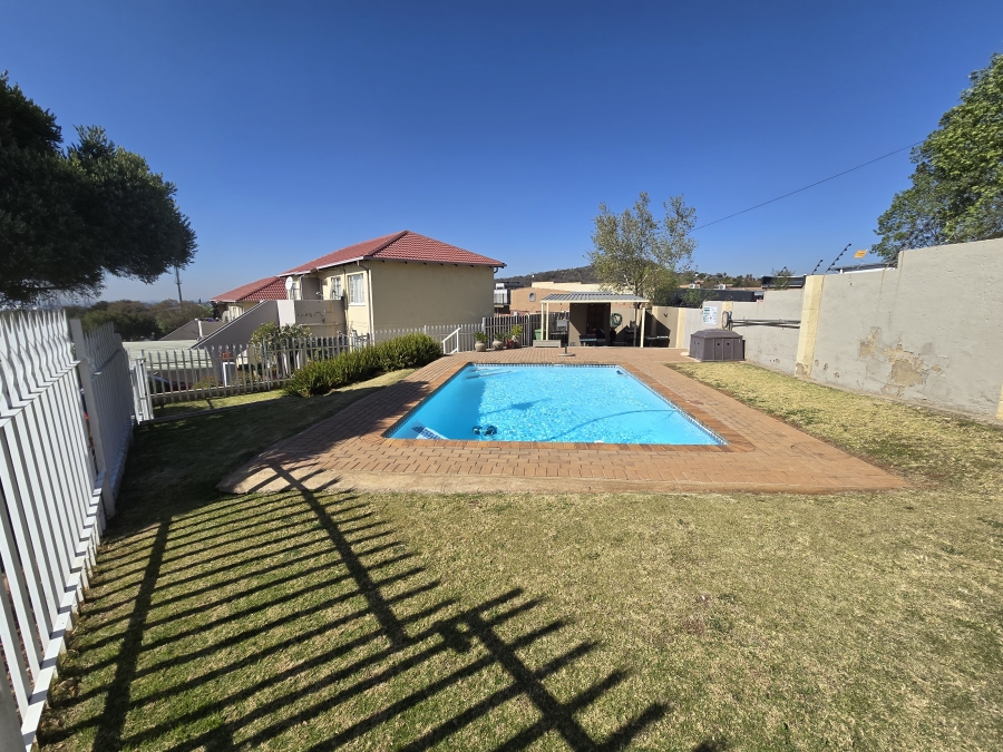 2 Bedroom Property for Sale in Meyersdal Gauteng