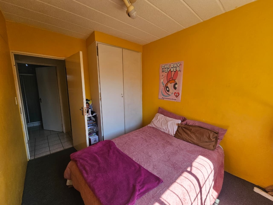 3 Bedroom Property for Sale in Linmeyer Gauteng