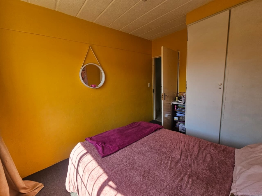 3 Bedroom Property for Sale in Linmeyer Gauteng