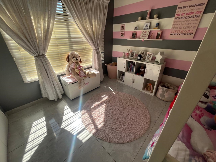4 Bedroom Property for Sale in Brackenhurst Gauteng