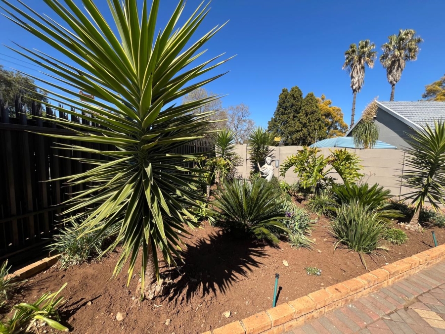 4 Bedroom Property for Sale in Brackenhurst Gauteng