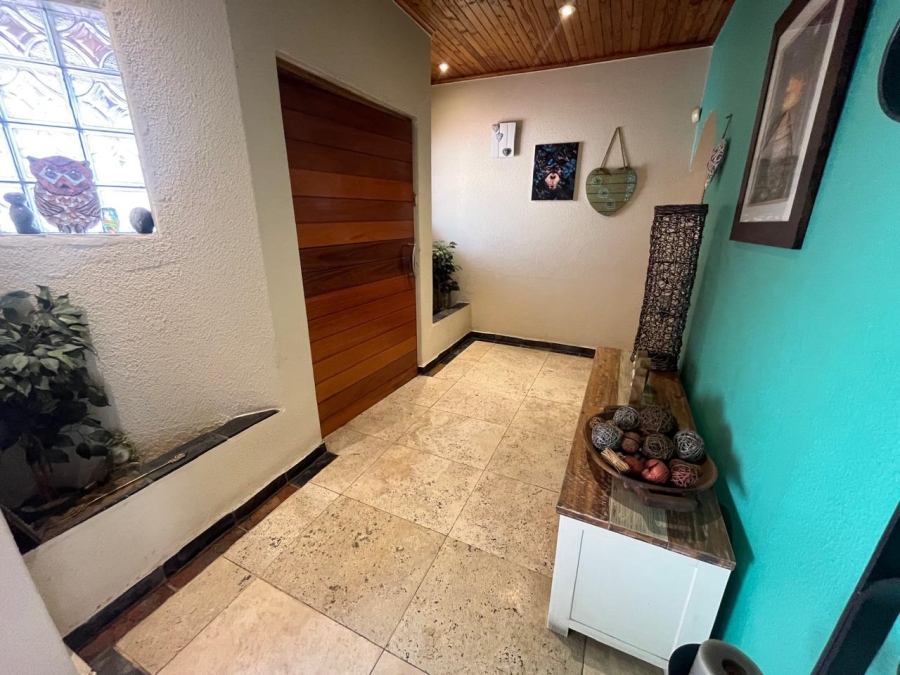 4 Bedroom Property for Sale in Randhart Gauteng