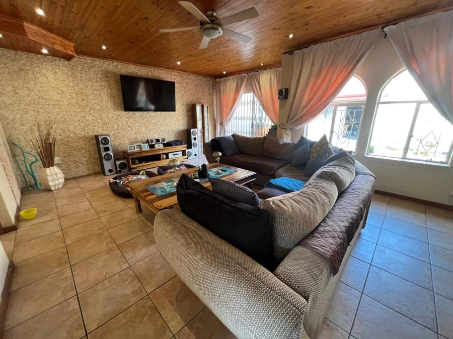 4 Bedroom Property for Sale in Randhart Gauteng