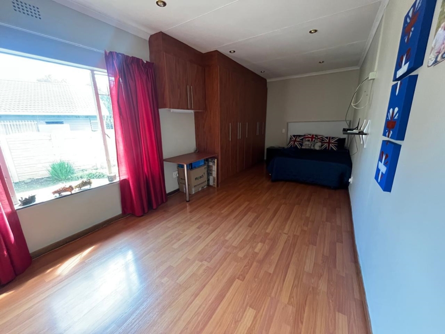 4 Bedroom Property for Sale in Randhart Gauteng