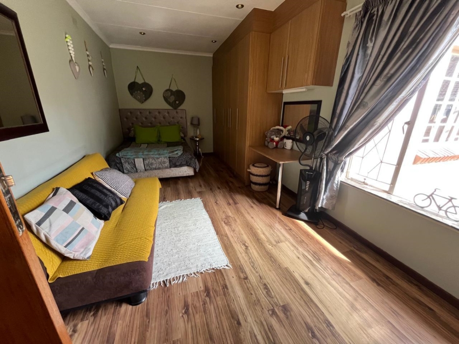 4 Bedroom Property for Sale in Randhart Gauteng