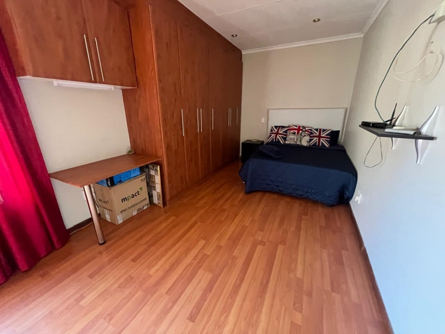 4 Bedroom Property for Sale in Randhart Gauteng