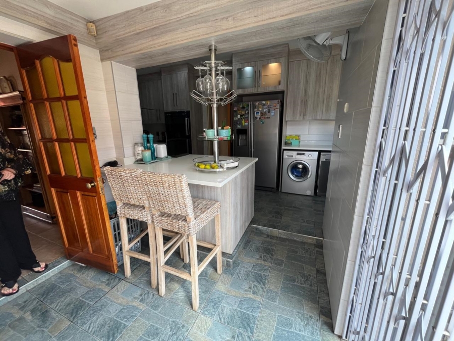 4 Bedroom Property for Sale in Randhart Gauteng