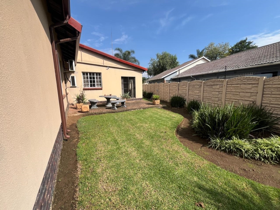 4 Bedroom Property for Sale in Randhart Gauteng