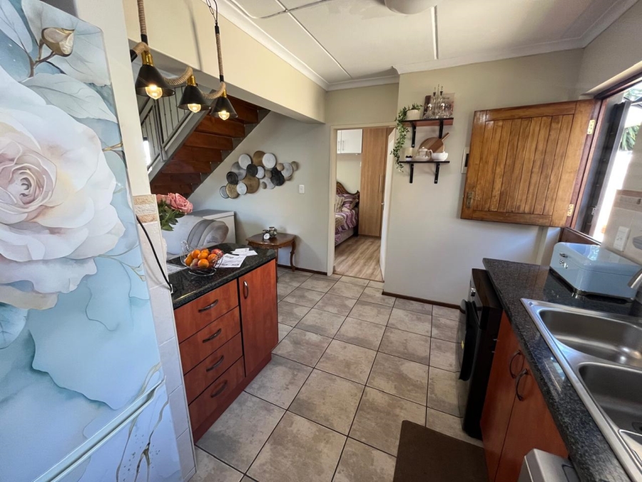 3 Bedroom Property for Sale in Albertsdal Gauteng