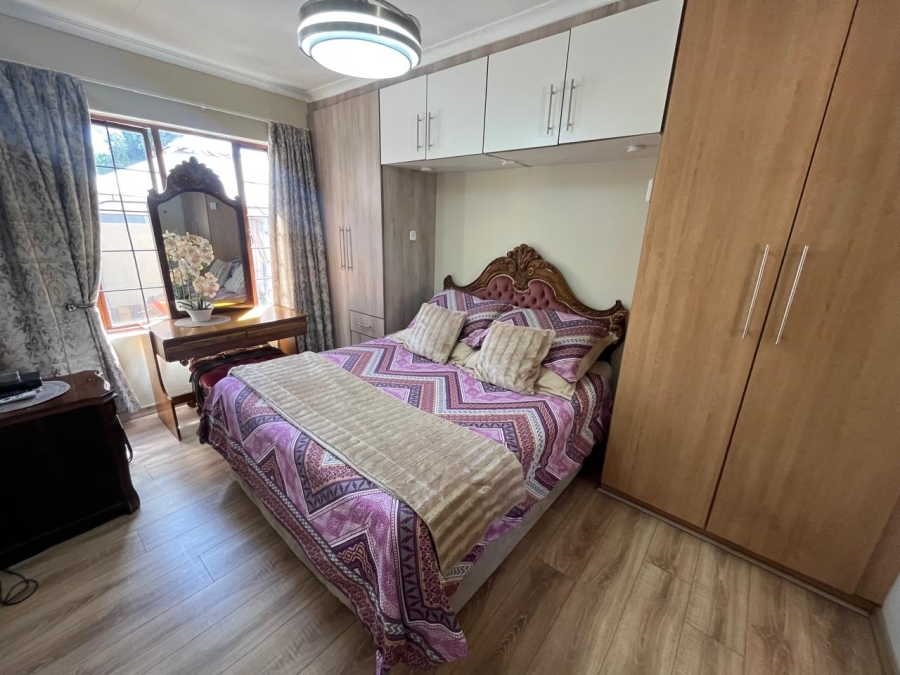 3 Bedroom Property for Sale in Albertsdal Gauteng
