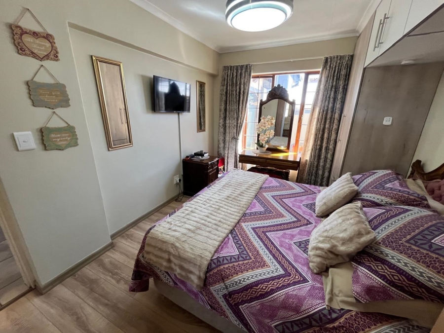 3 Bedroom Property for Sale in Albertsdal Gauteng