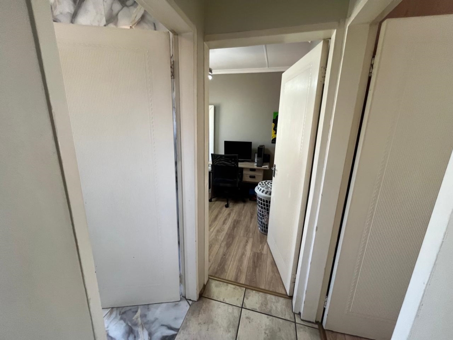 3 Bedroom Property for Sale in Albertsdal Gauteng