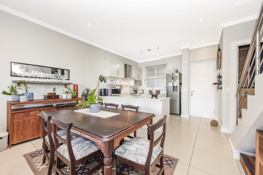 2 Bedroom Property for Sale in Bryanston Gauteng