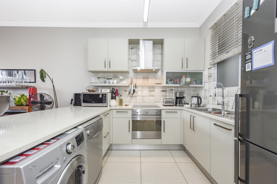 2 Bedroom Property for Sale in Bryanston Gauteng