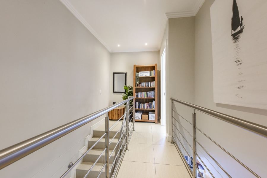 2 Bedroom Property for Sale in Bryanston Gauteng
