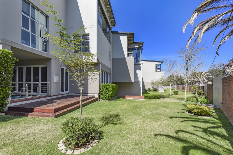 2 Bedroom Property for Sale in Bryanston Gauteng