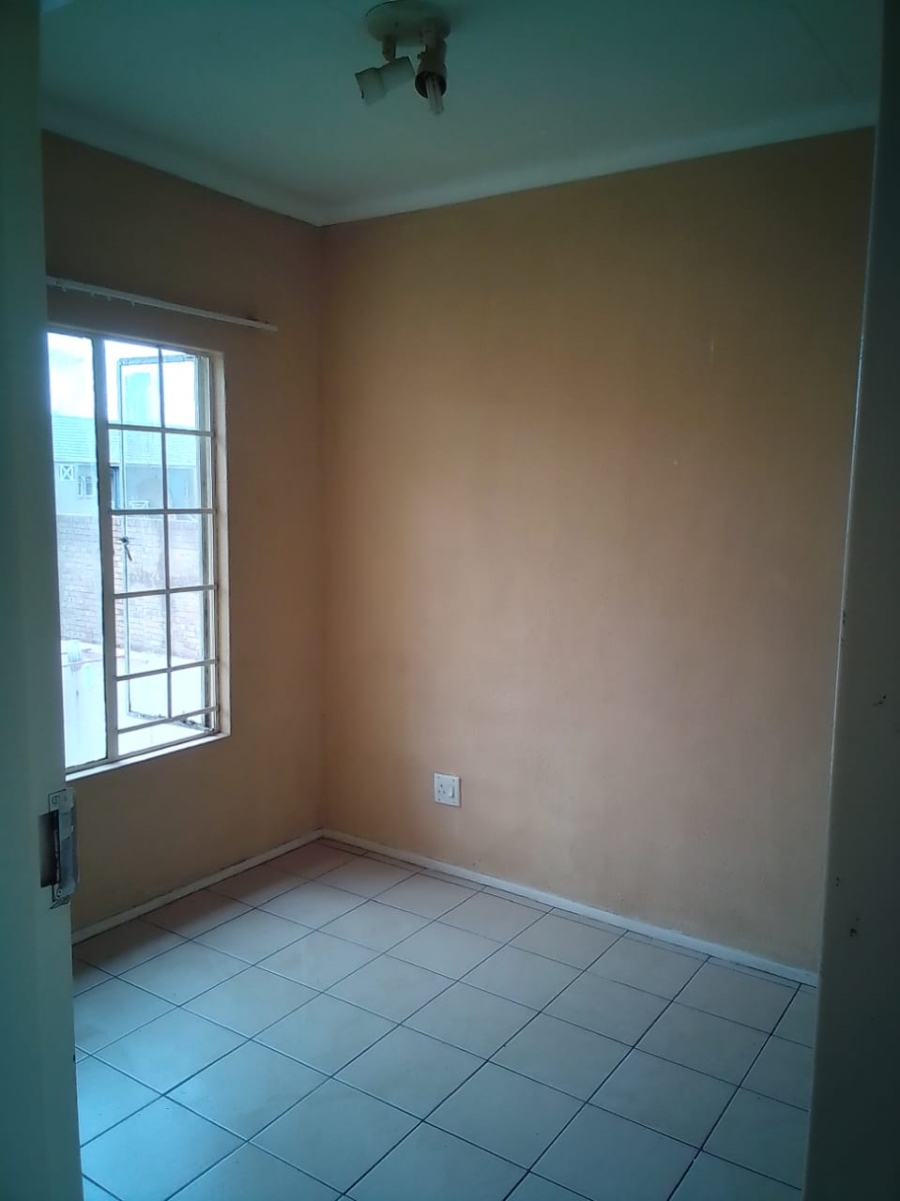 To Let 3 Bedroom Property for Rent in Norkem Park Gauteng