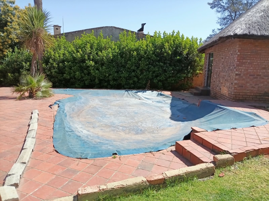 3 Bedroom Property for Sale in Birch Acres Gauteng