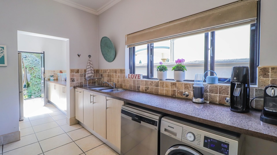 3 Bedroom Property for Sale in Beverley Gauteng