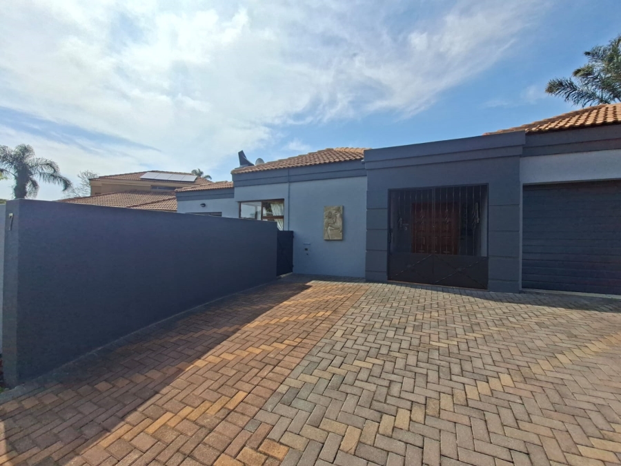 3 Bedroom Property for Sale in Glen Marais Gauteng