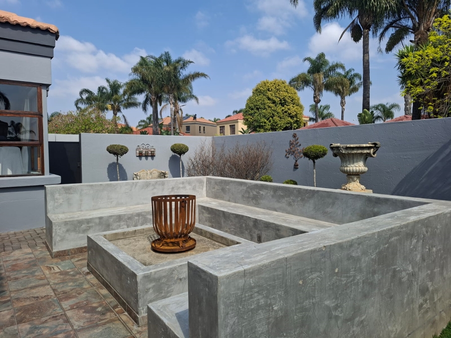 3 Bedroom Property for Sale in Glen Marais Gauteng