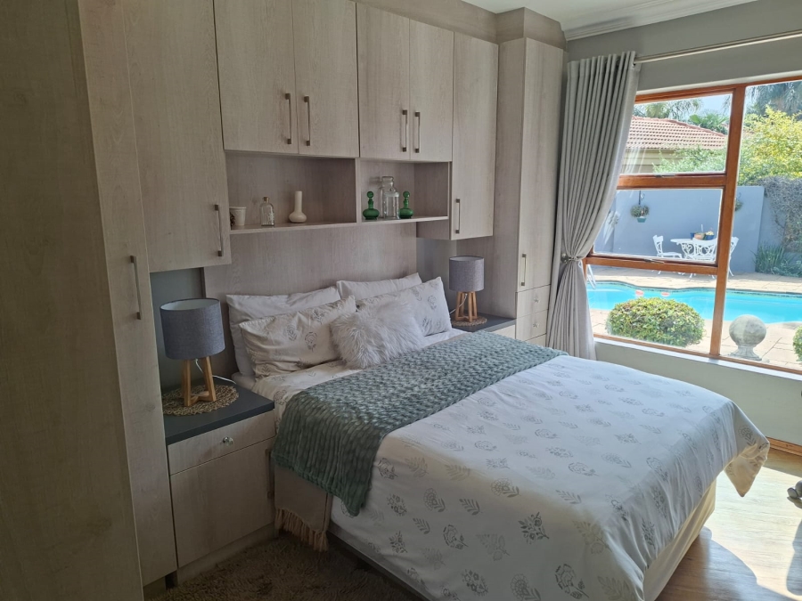 3 Bedroom Property for Sale in Glen Marais Gauteng