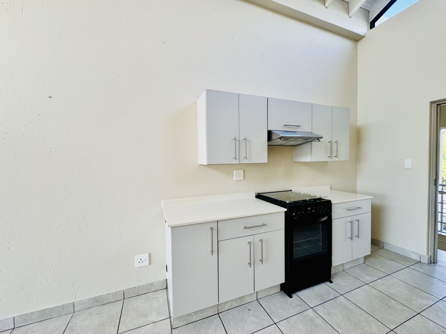 To Let 3 Bedroom Property for Rent in Beverley Gauteng