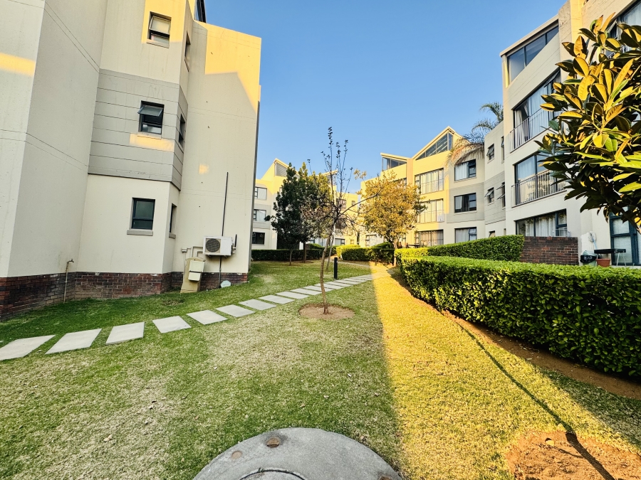 To Let 3 Bedroom Property for Rent in Beverley Gauteng