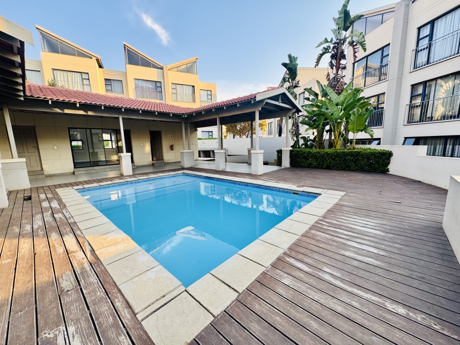 To Let 3 Bedroom Property for Rent in Beverley Gauteng