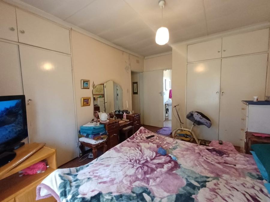 3 Bedroom Property for Sale in Dersley Gauteng