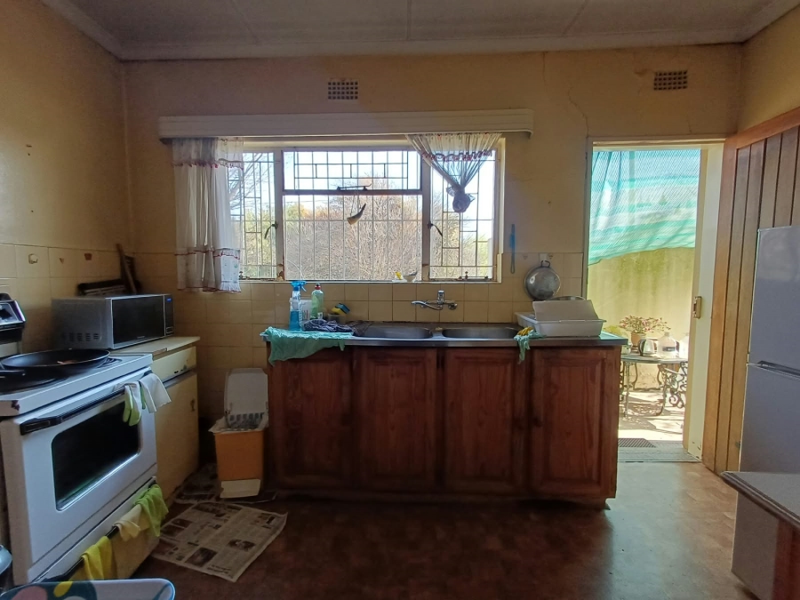 3 Bedroom Property for Sale in Dersley Gauteng