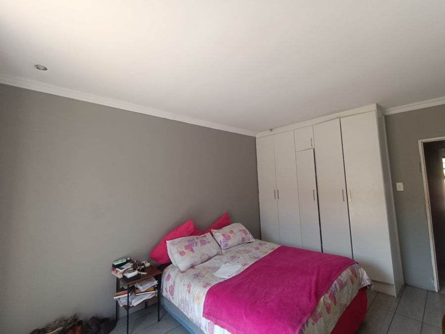 4 Bedroom Property for Sale in Vanderbijlpark SE 8 Gauteng