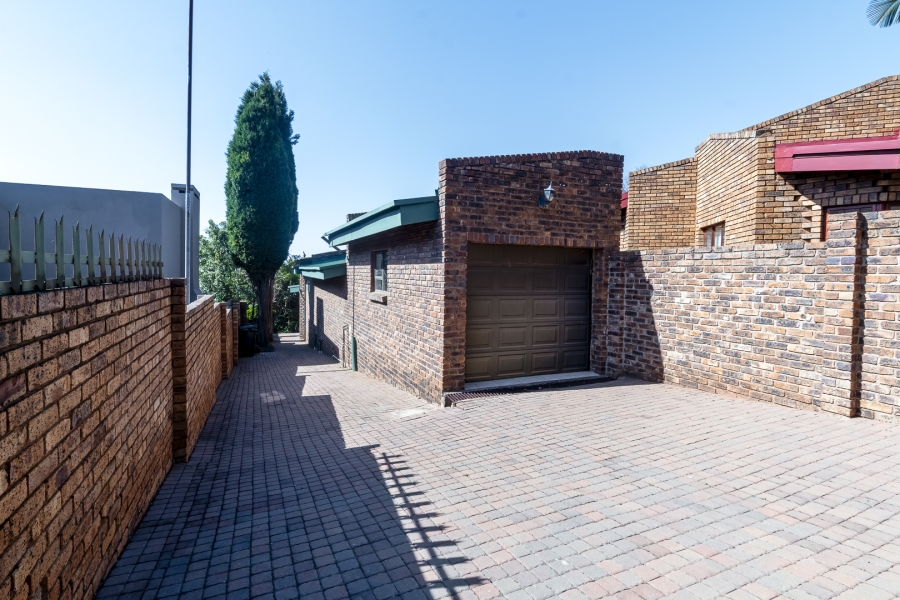 3 Bedroom Property for Sale in Moreleta Park Gauteng