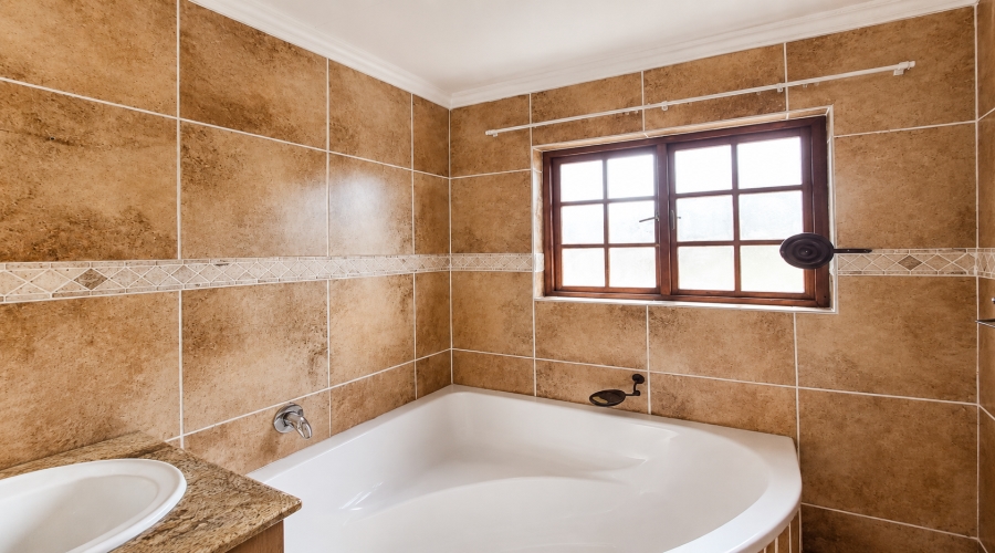 3 Bedroom Property for Sale in Noordwyk Gauteng
