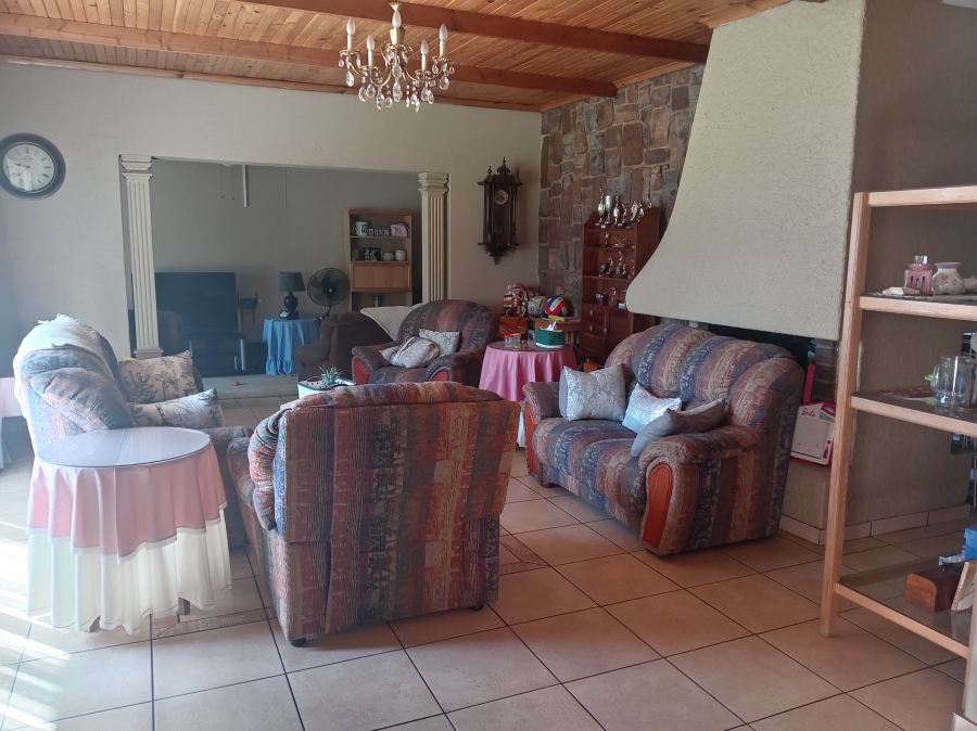 To Let 3 Bedroom Property for Rent in Randhart Gauteng