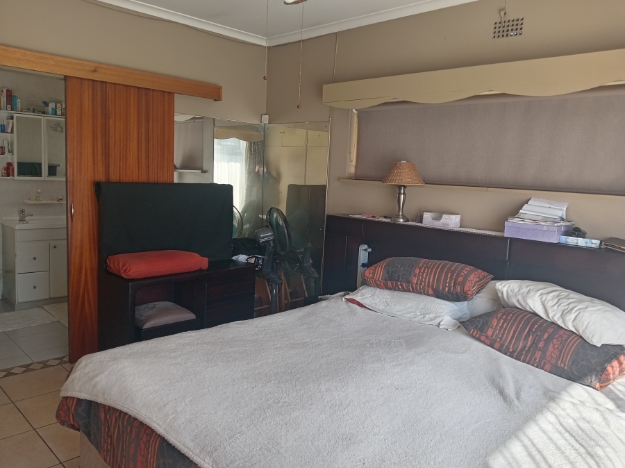 To Let 3 Bedroom Property for Rent in Randhart Gauteng