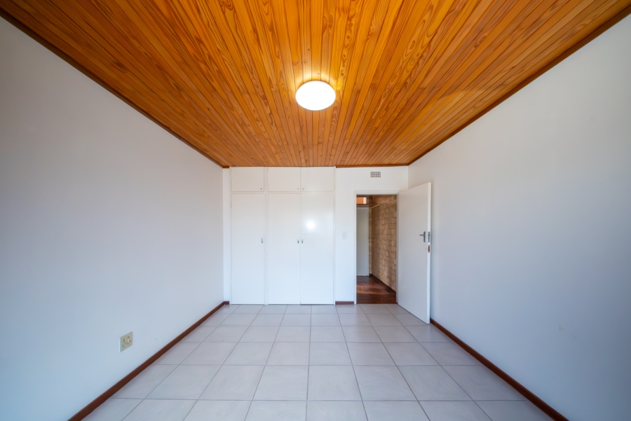 1 Bedroom Property for Sale in Edenvale Central Gauteng