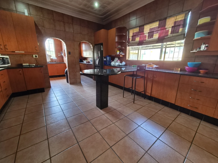 4 Bedroom Property for Sale in Clarens Park Gauteng
