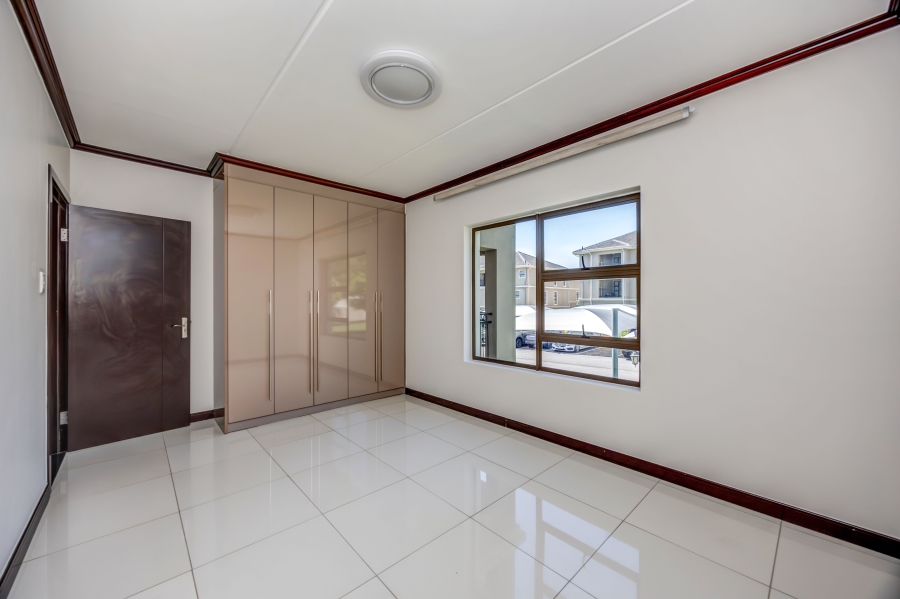 2 Bedroom Property for Sale in Broadacres Gauteng