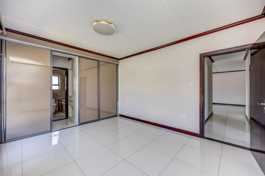 2 Bedroom Property for Sale in Broadacres Gauteng