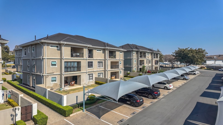 2 Bedroom Property for Sale in Broadacres Gauteng